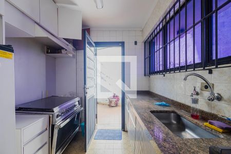 Casa à venda com 240m², 3 quartos e 4 vagasCozinha