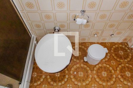 Casa à venda com 240m², 3 quartos e 4 vagasBanheiro da Suíte