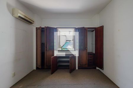 Casa à venda com 240m², 3 quartos e 4 vagasQuarto 2