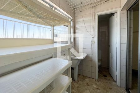 Apartamento para alugar com 72m², 2 quartos e 1 vagaÁrea de Serviço