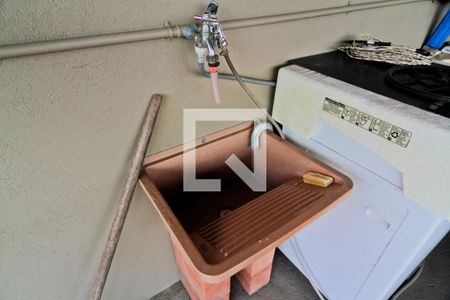 Casa à venda com 450m², 1 quarto e 6 vagas Casa à venda com 450m², 1 quarto e 6 vagasÁrea de Serviço