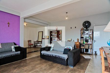 Casa à venda com 450m², 1 quarto e 6 vagas Casa à venda com 450m², 1 quarto e 6 vagasSala