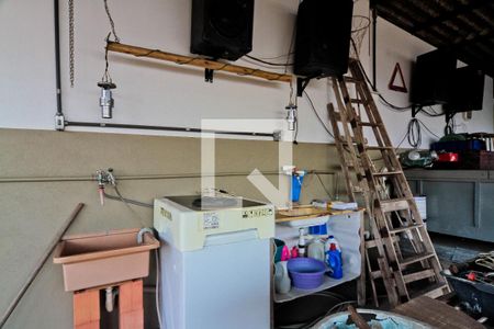 Casa à venda com 450m², 1 quarto e 6 vagas Casa à venda com 450m², 1 quarto e 6 vagasÁrea de Serviço