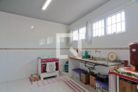 Casa à venda com 450m², 1 quarto e 6 vagas Casa à venda com 450m², 1 quarto e 6 vagasCozinha