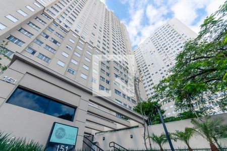 Apartamento à venda com 52m², 3 quartos e 1 vaga Apartamento à venda com 52m², 3 quartos e 1 vagaFachada