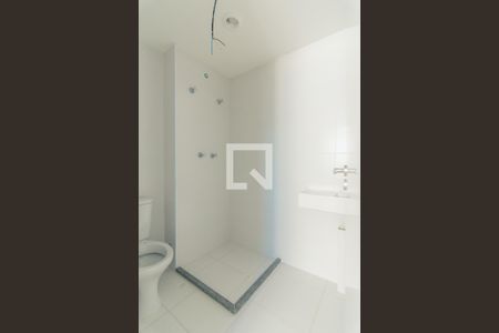 Apartamento à venda com 52m², 3 quartos e 1 vaga Apartamento à venda com 52m², 3 quartos e 1 vagaBanheiro da suíte