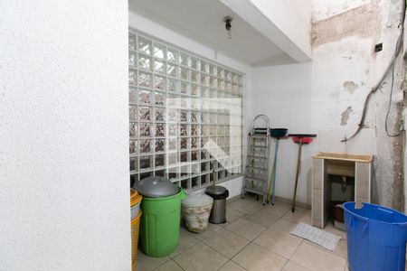 Casa à venda com 250m², 3 quartos e 3 vagasÁrea de Serviço 