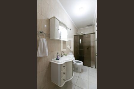 Casa à venda com 250m², 3 quartos e 3 vagasBanheiro 2