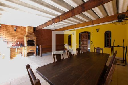 Casa à venda com 250m², 3 quartos e 3 vagasEspaço Gourmet