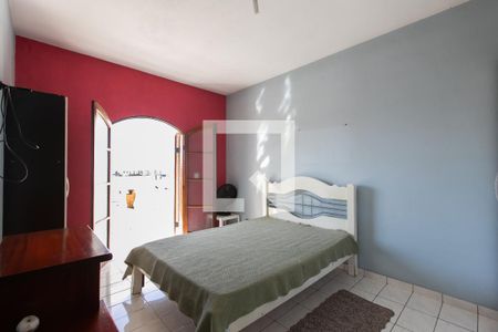 Casa à venda com 250m², 3 quartos e 3 vagasQuarto 2 