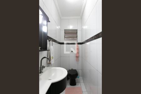 Casa à venda com 250m², 3 quartos e 3 vagasBanheiro 1