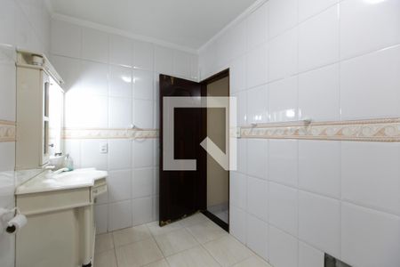 Casa à venda com 250m², 3 quartos e 3 vagasBanheiro / Suíte 