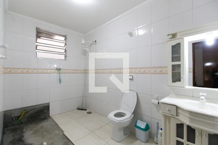 Casa à venda com 250m², 3 quartos e 3 vagasBanheiro / Suíte 
