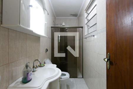 Casa à venda com 250m², 3 quartos e 3 vagasBanheiro 2