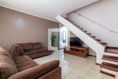 Sala de Estar de casa à venda com 4 quartos, 240m² em Jardim Santa Clara, Guarulhos