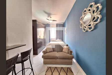 Sala de apartamento para alugar com 1 quarto, 24m² em Laranjeiras, Rio de Janeiro