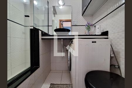 Banheiro de apartamento para alugar com 1 quarto, 24m² em Laranjeiras, Rio de Janeiro