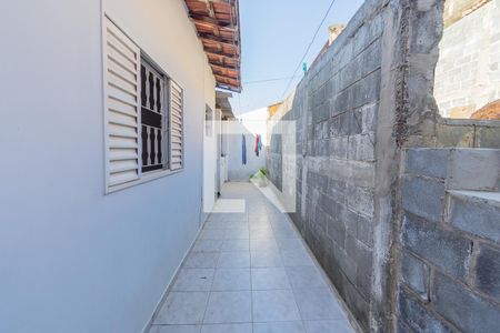 Casa à venda com 250m², 3 quartos e 2 vagasÁrea de Serviço