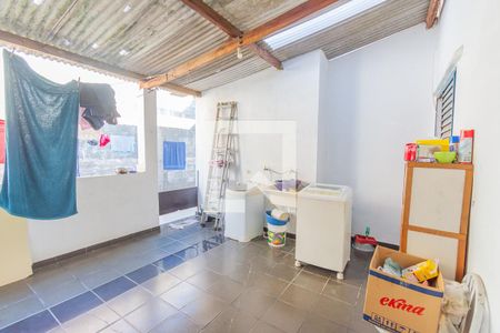 Casa à venda com 250m², 3 quartos e 2 vagasÁrea de Serviço