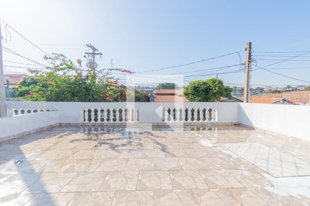 Casa à venda com 250m², 3 quartos e 2 vagasQuintal