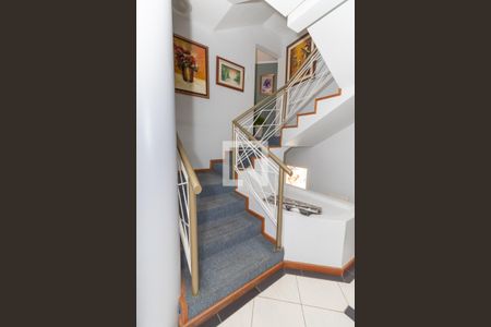 Sala de Estar de casa à venda com 5 quartos, 429m² em Morro Santana, Porto Alegre