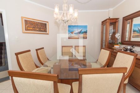 Casa à venda com 429m², 5 quartos e 4 vagasSala de Jantar