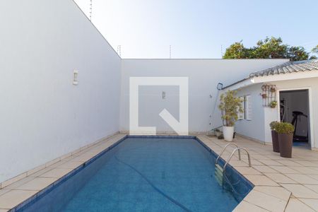 Casa à venda com 429m², 5 quartos e 4 vagasPiscina