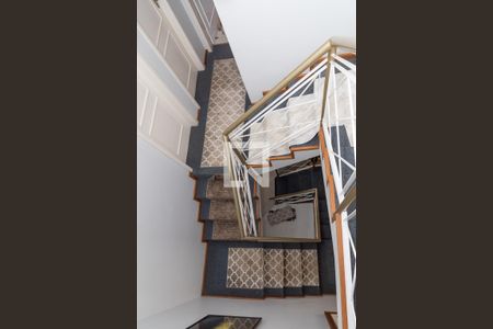 Casa à venda com 429m², 5 quartos e 4 vagasEscadaria