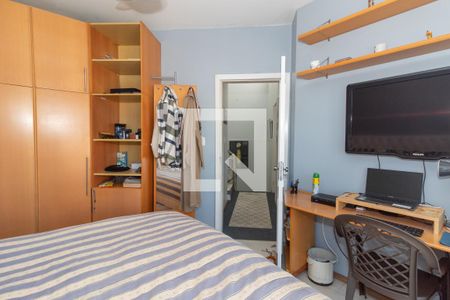 Casa à venda com 429m², 5 quartos e 4 vagasSuíte 2