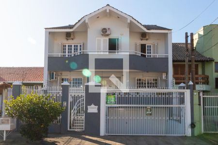 Casa à venda com 429m², 5 quartos e 4 vagasFachada