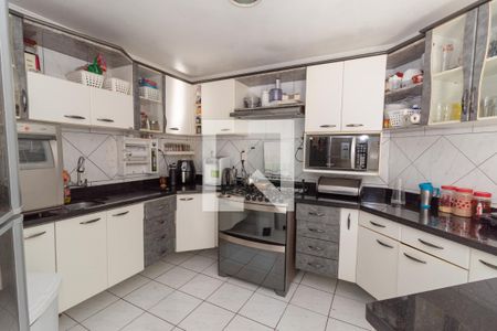 Casa à venda com 429m², 5 quartos e 4 vagasCozinha