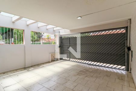 Garagem de casa à venda com 2 quartos, 125m² em Cidade Monções, São Paulo