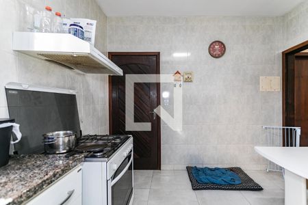 Casa de condomínio para alugar com 100m², 4 quartos e 2 vagas Casa de condomínio para alugar com 100m², 4 quartos e 2 vagasCozinha