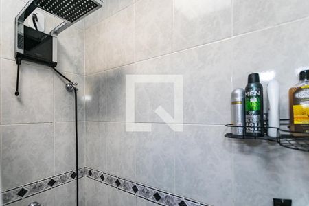 Casa de condomínio para alugar com 100m², 4 quartos e 2 vagas Casa de condomínio para alugar com 100m², 4 quartos e 2 vagasBanheiro