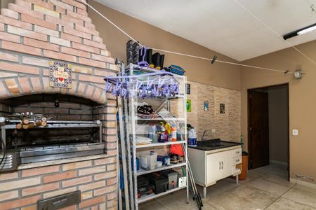 Casa de condomínio para alugar com 100m², 4 quartos e 2 vagas Casa de condomínio para alugar com 100m², 4 quartos e 2 vagasChurrasqueira