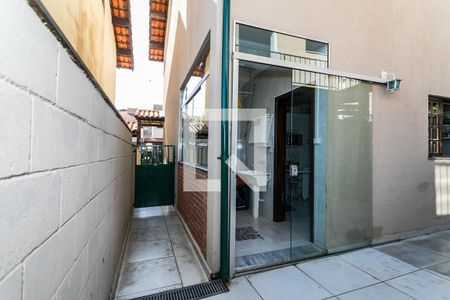 Casa de condomínio para alugar com 100m², 4 quartos e 2 vagas Casa de condomínio para alugar com 100m², 4 quartos e 2 vagasChurrasqueira