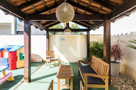 Casa de condomínio para alugar com 100m², 4 quartos e 2 vagas Casa de condomínio para alugar com 100m², 4 quartos e 2 vagasÁrea Comum - Playground