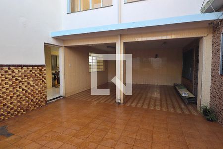 Casa para alugar com 80m², 3 quartos e 1 vagaQuintal