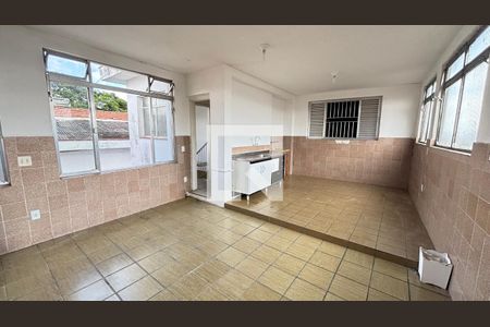 Casa para alugar com 80m², 3 quartos e 1 vagaCozinha