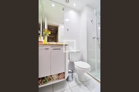 Apartamento à venda com 102m², 3 quartos e 2 vagasBanheiro