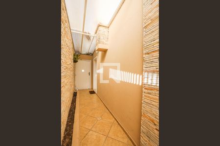 Casa à venda com 260m², 3 quartos e 2 vagasEntrada