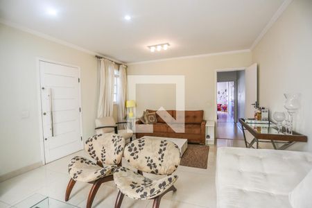 Sala de Estar de casa à venda com 3 quartos, 260m² em Jardim das Vertentes, São Paulo