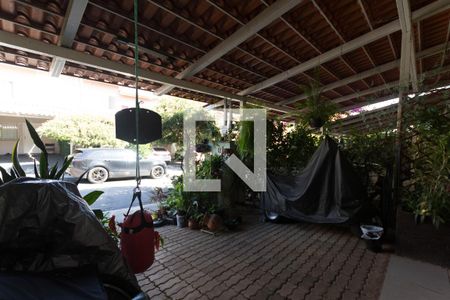 Casa de condomínio para alugar com 90m², 2 quartos e 2 vagasGaragem