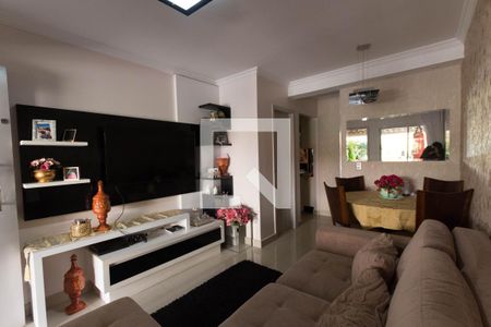 Sala de casa de condomínio para alugar com 2 quartos, 90m² em Setor Centro Oeste, Goiânia