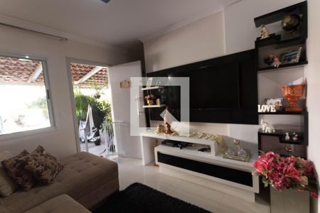 Sala de casa de condomínio para alugar com 2 quartos, 90m² em Setor Centro Oeste, Goiânia