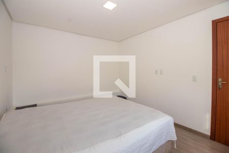 Quarto 1 de apartamento para alugar com 2 quartos, 84m² em Passo da Areia, Porto Alegre