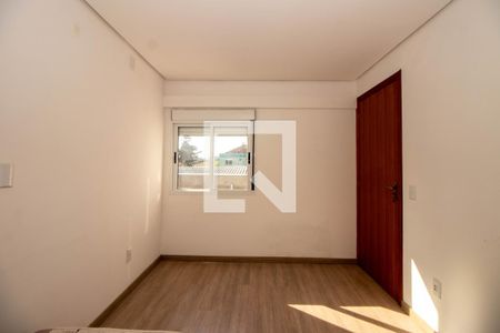 Quarto 2 de apartamento para alugar com 2 quartos, 84m² em Passo da Areia, Porto Alegre