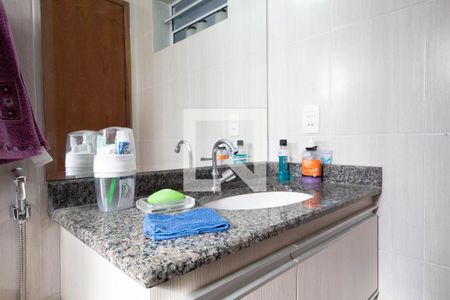 Casa de condomínio à venda com 109m², 3 quartos e 2 vagasBanheiro da Suíte