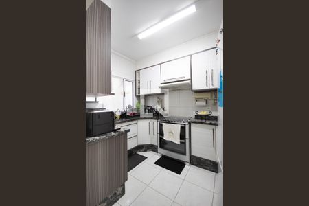 Casa de condomínio à venda com 109m², 3 quartos e 2 vagasCozinha