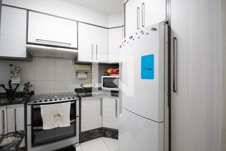 Casa de condomínio à venda com 109m², 3 quartos e 2 vagasCozinha